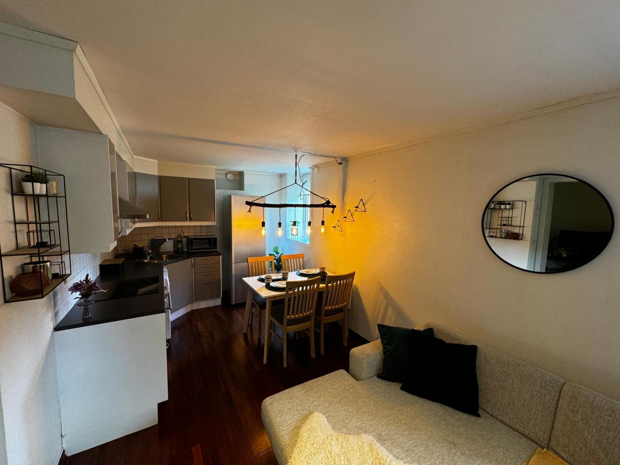 Central, 2 Bedroom, Free Parking Tromso Luaran gambar